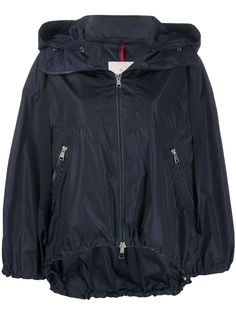 Moncler куртка с объемными рукавами и капюшоном