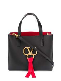 Valentino маленькая сумка-тоут Valentino Garavani с логотипом VRing