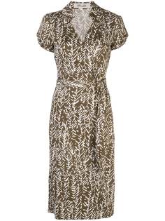 DVF Diane von Furstenberg платье с абстрактным принтом и запахом