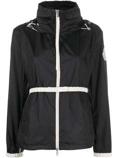 Moncler куртка с поясом и контрастной отделкой