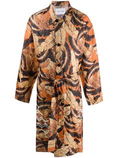 Cmmn Swdn leaf-print belted trench coat