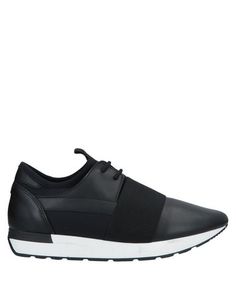 Низкие кеды и кроссовки Pollini