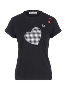 Черная хлопковая футболка с декоративными нашивками Fred Perry x Amy Winehouse Foundation