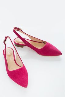 Замшевые туфли розового цвета Clarks