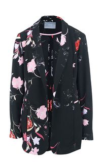 Черный пиджак с цветочным принтом без застежки B.Young