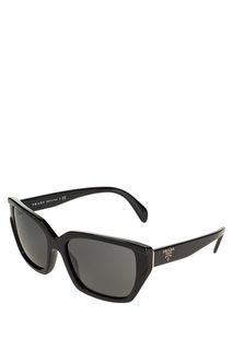 Солнцезащитные очки в черной пластиковой оправе Prada