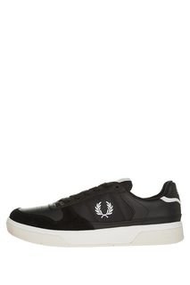 Черные кроссовки с логотипом бренда Fred Perry