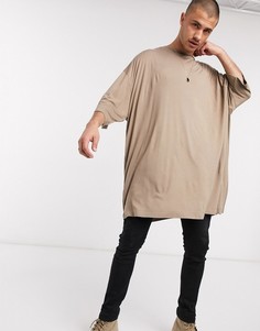 Длинная бежевая футболка в стиле oversized из вискозы ASOS DESIGN-Бежевый