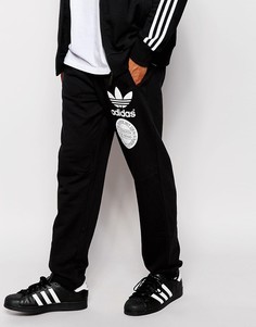 Джоггеры с принтом adidas Originals AB8035-Черный