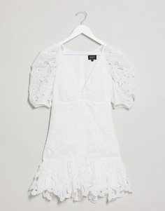 Белое платье с вышивкой ришелье Bardot-Белый