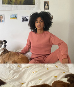 Розовый спортивный костюм с кроп-топом и джоггерами ASOS DESIGN-Бежевый