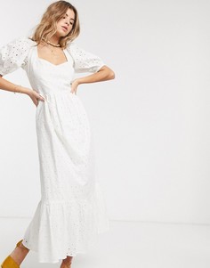 Белое ярусное платье макси с пышными рукавами, открытой спиной и вышивкой ришелье ASOS DESIGN-Белый