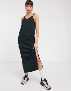 Черное трикотажное платье-комбинация Nike-Черный