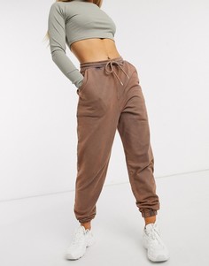 Коричневые широкие джоггеры с эффектом кислотной стирки ASOS DESIGN Hourglass-Коричневый