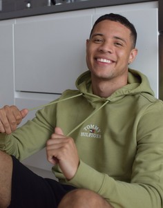 Худи оливкового цвета с вышитым логотипом Tommy Hilfiger-Зеленый