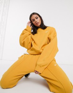 Желтый короткий свитшот в стиле oversized с логотипом-галочкой Nike