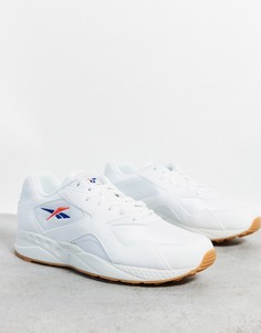 Белые кроссовки с красной и синей отделкой Reebok Torch Hex-Белый