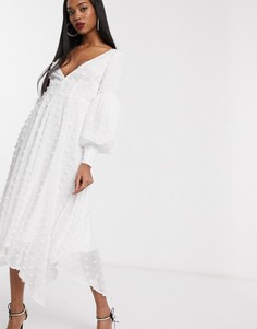 Платье миди в фактурный горошек с объемными рукавами ASOS EDITION-Кремовый