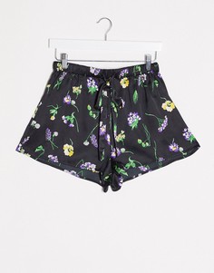 Атласные шорты от комплекта с цветочным принтом ASOS DESIGN-Черный