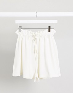 Кремовые шорты клеш в рубчик с завязкой ASOS DESIGN-Кремовый