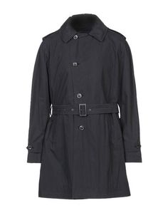 Легкое пальто Armani Collezioni