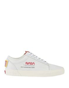 Низкие кеды и кроссовки Vans