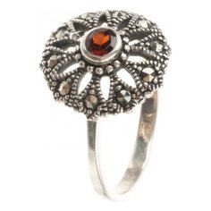МАРКАЗИТ Кольцо с гранатами и марказитами из серебра HR1175, размер 18.5