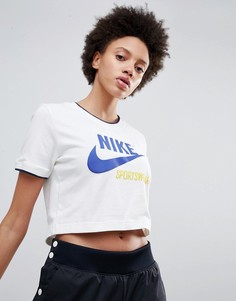 Белый кроп-топ в рубчик Nike Archive