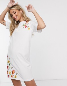 Белое платье-футболка мини с вышивкой ASOS DESIGN-Белый