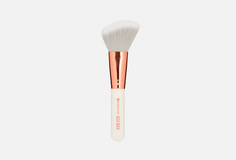 Кисть для румян Essence