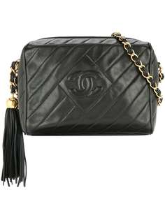 Chanel Pre-Owned стеганая сумка на плечо с кисточкой