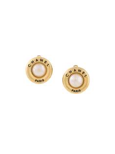 Chanel Pre-Owned серьги-клипсы 1994-го года с искусственным жемчугом