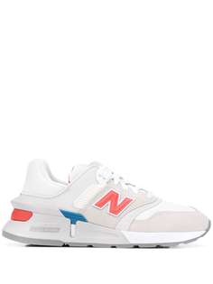 New Balance кроссовки на массивной подошве со вставками