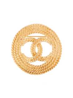 Chanel Pre-Owned брошь 2002-го года с логотипом CC