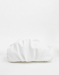 Белый oversized-клатч со сборками ASOS DESIGN