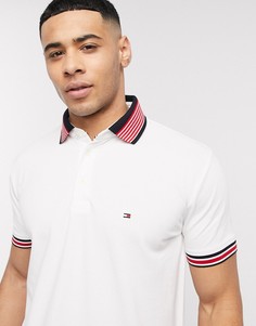 Белое поло классического кроя из пике с контрастной отделкой и логотипом Tommy Hilfiger-Белый