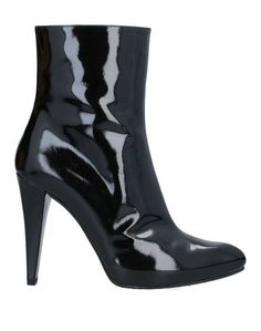 Полусапоги и высокие ботинки Stuart Weitzman