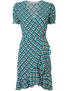 DVF Diane von Furstenberg платье с запахом и геометричным принтом