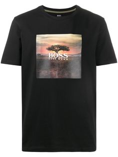 BOSS футболка с короткими рукавами и фотопринтом