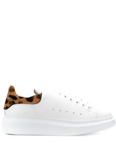 Alexander McQueen кроссовки Oversized с леопардовой вставкой