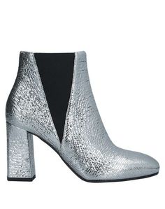 Полусапоги и высокие ботинки Pollini