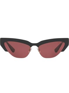 Miu Miu Eyewear солнцезащитные очки Razor в оправе кошачий глаз