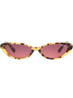 Vogue Eyewear солнцезащитные очки из коллаборации с Gigi Hadid