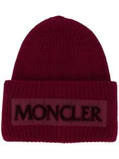 Moncler ребристая шапка-бини с логотипом