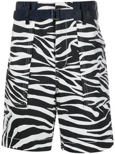 Sacai шорты с зебровым принтом