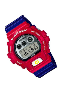 Наручные часы и фигурка робота Casio