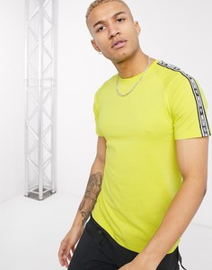 Неоново-желтая футболка с фирменной лентой Jack & Jones Core-Желтый
