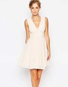 Короткое приталенное платье с глубоким вырезом TFNC-Розовый