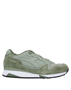 Низкие кеды и кроссовки Diadora