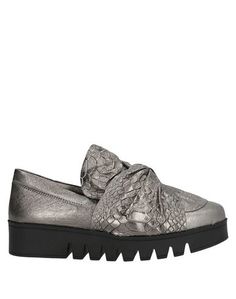 Низкие кеды и кроссовки Camilla Winter